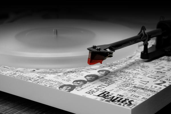 turntable-3425284_1920